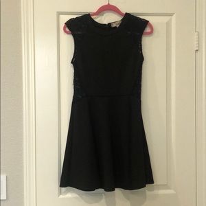 Lace details mini dress